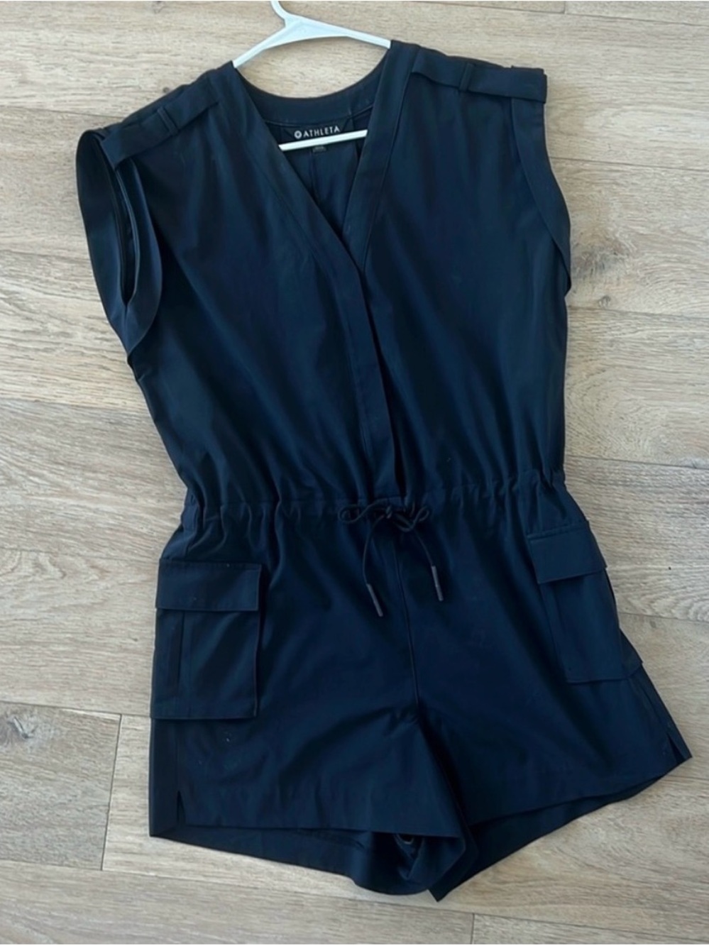 Athleta Black Sleeveless Drawstring Cargo Romper size 4